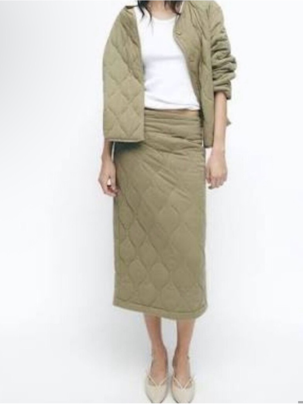 Zara Quilted Olive Midi Straight Skirt Small NWT ❤️